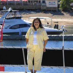 Meet your Posher, Robin